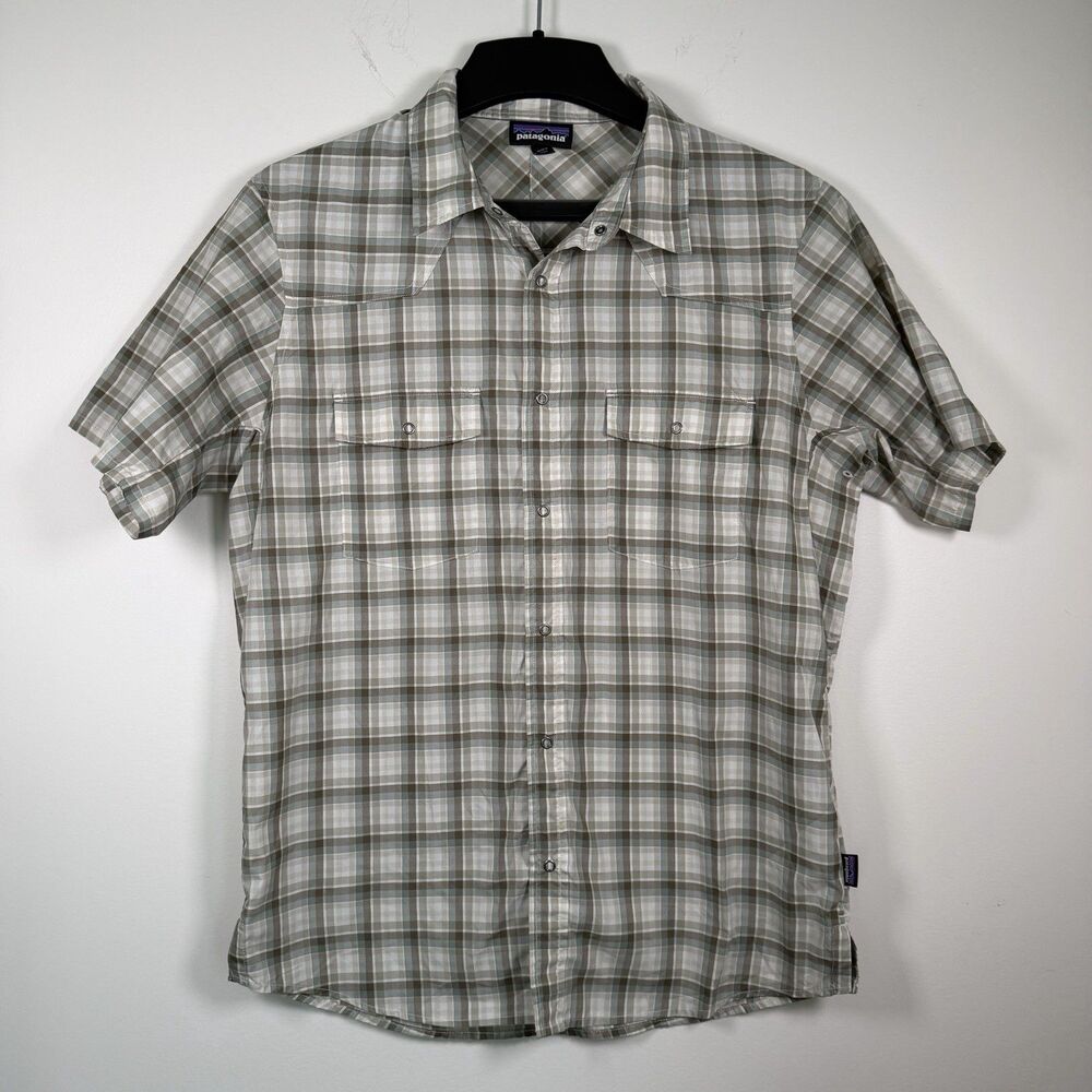 Patagonia Short Sleeve Shirt Button Up Common Threads Mens Large Brown Plaid